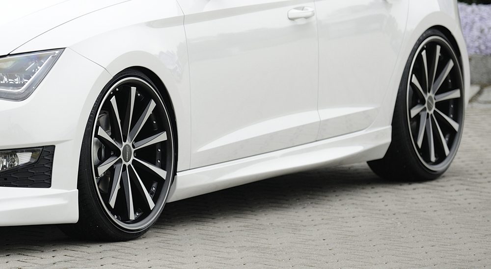 Talonera Rieger para Seat Leon 5F – 5 puertas