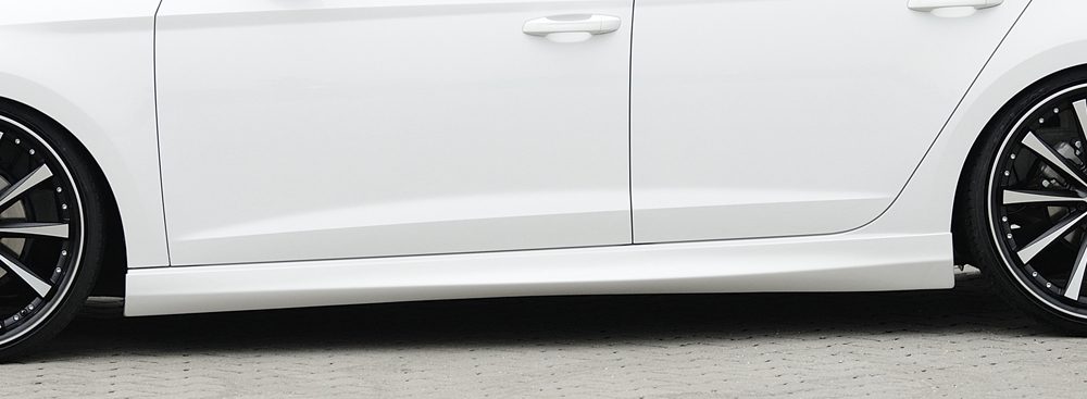 Talonera Rieger para Seat Leon 5F – 5 puertas