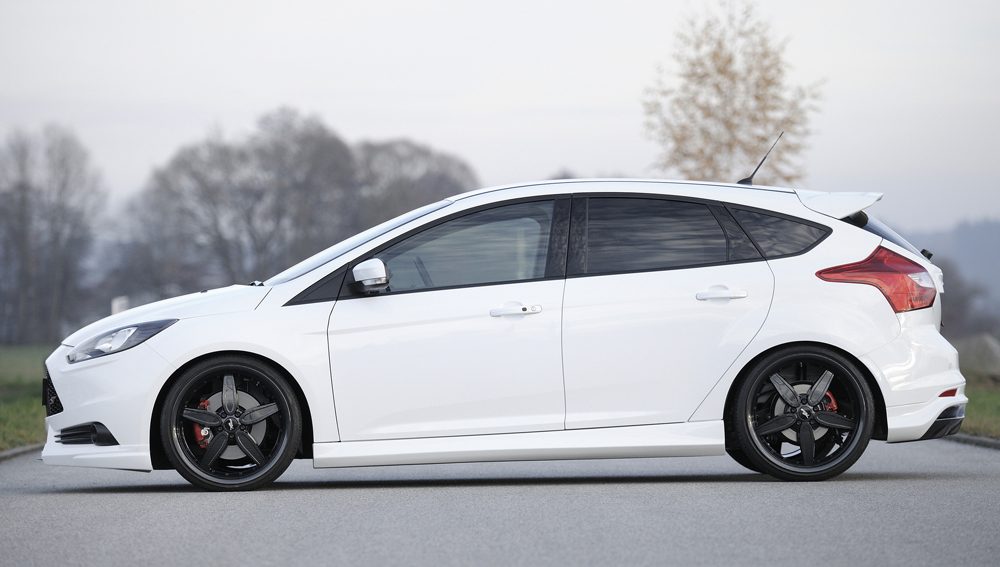 Talonera Rieger para Ford Focus Mk3 (ref. 00034182)
