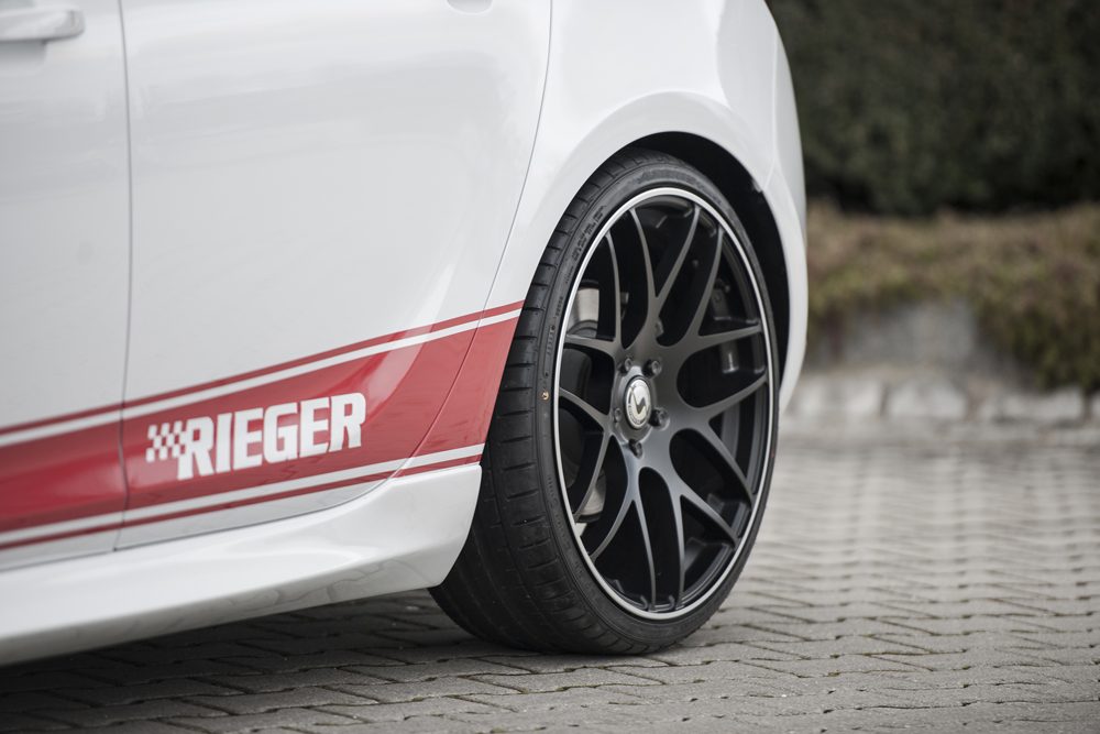 Talonera Rieger para Opel Astra J