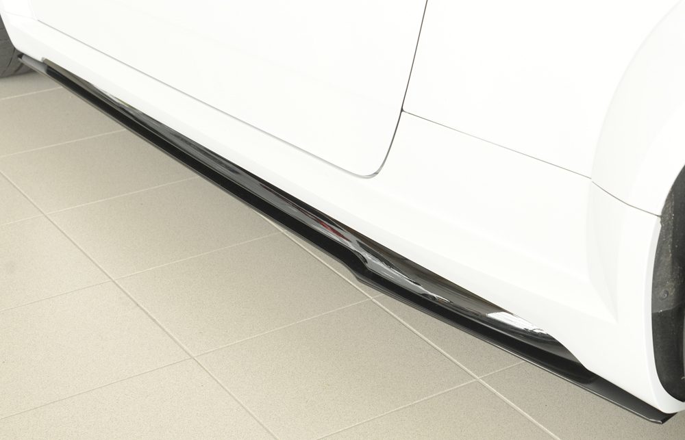 Extensión de talonera Rieger para Audi TT/TTS/TT RS FV (después del facelift) (ref. 00055181)