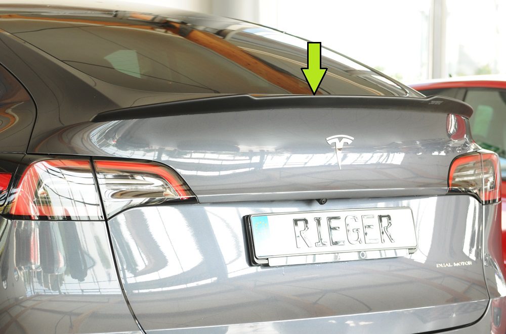 Alerón de portón Rieger para Tesla Model Y (antes del facelift)