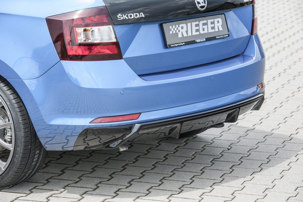 Difusor trasero Rieger para Skoda Rapid NH – para coches con enganche