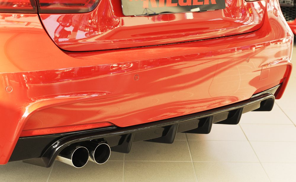 Difusor trasero Rieger para BMW Serie 3 F30/F31 – para la doble salida de escape original izquierda