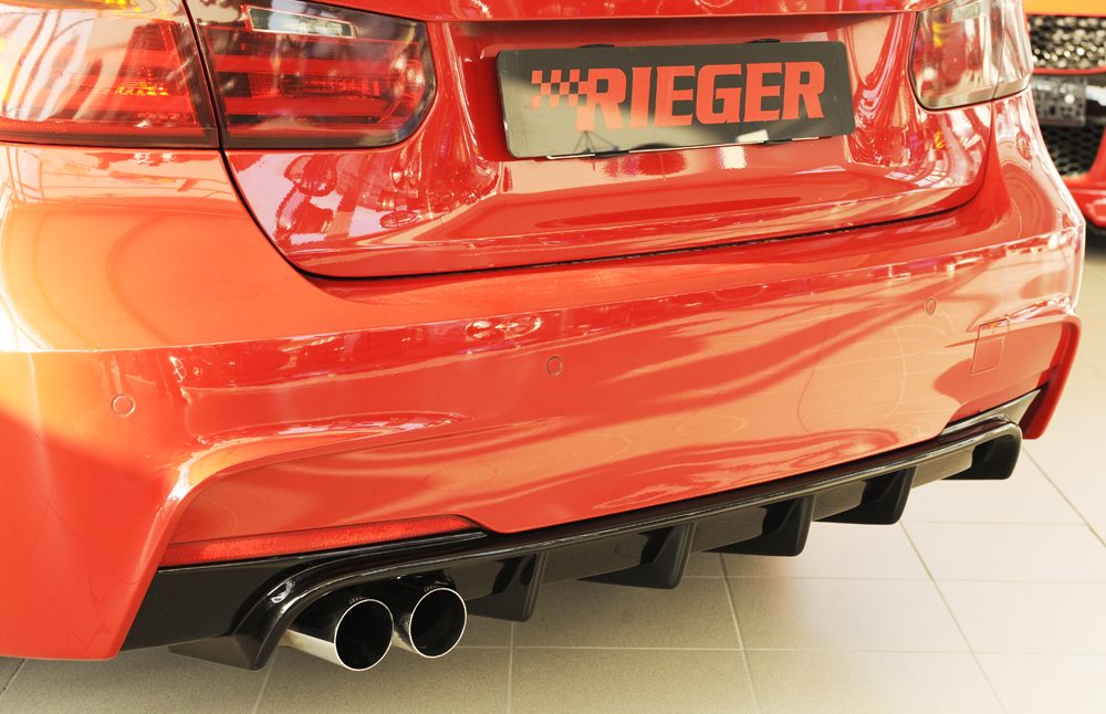 Difusor trasero Rieger para BMW Serie 3 F30/F31 – para la doble salida de escape original izquierda