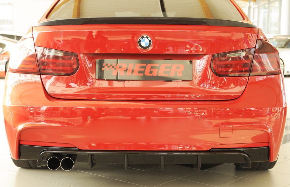 Difusor trasero Rieger para BMW Serie 3 F30/F31 – para la doble salida de escape original izquierda