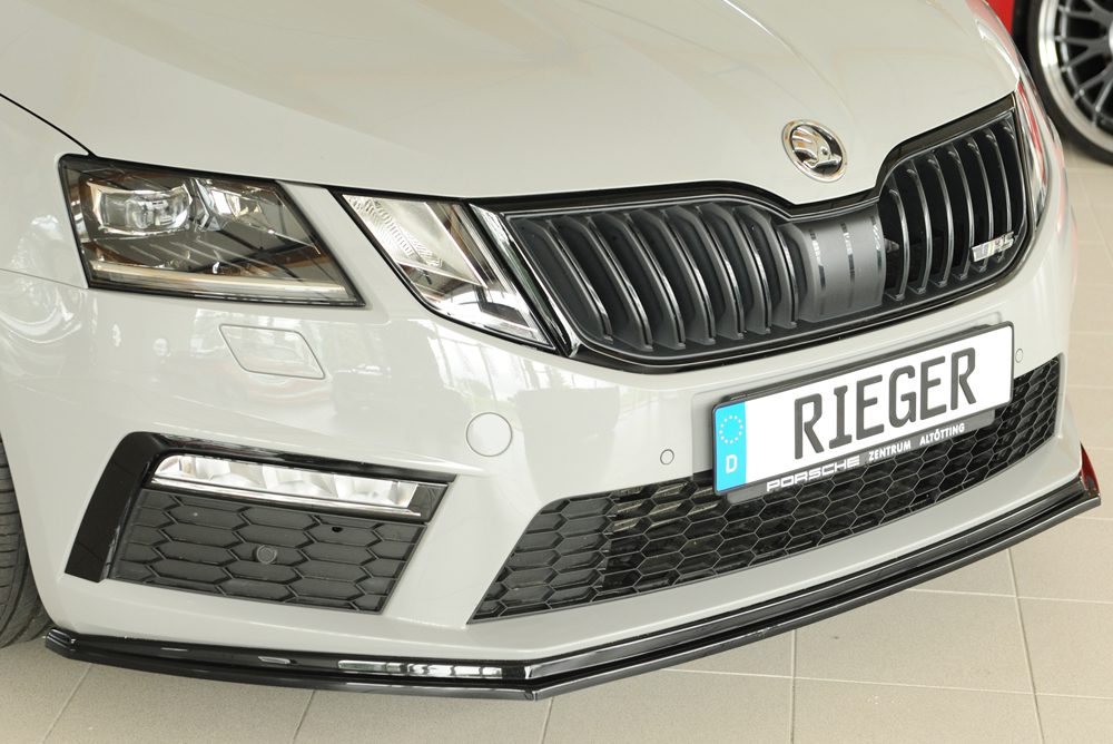Splitter delantero Rieger para Skoda Octavia RS 5E (después del facelift)