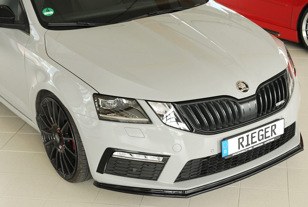 Splitter delantero Rieger para Skoda Octavia RS 5E (después del facelift)