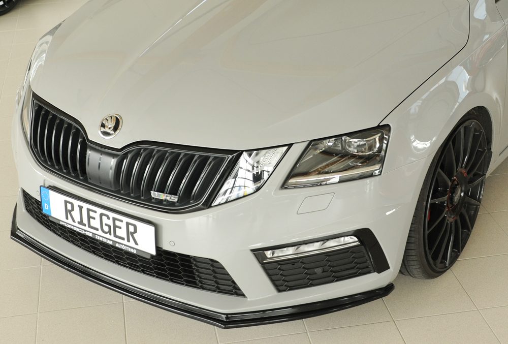 Splitter delantero Rieger para Skoda Octavia RS 5E (después del facelift)