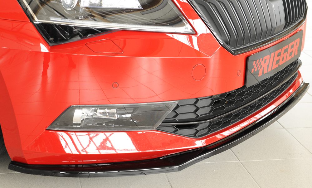 Splitter delantero Rieger para Skoda Superb 3V (antes del facelift)