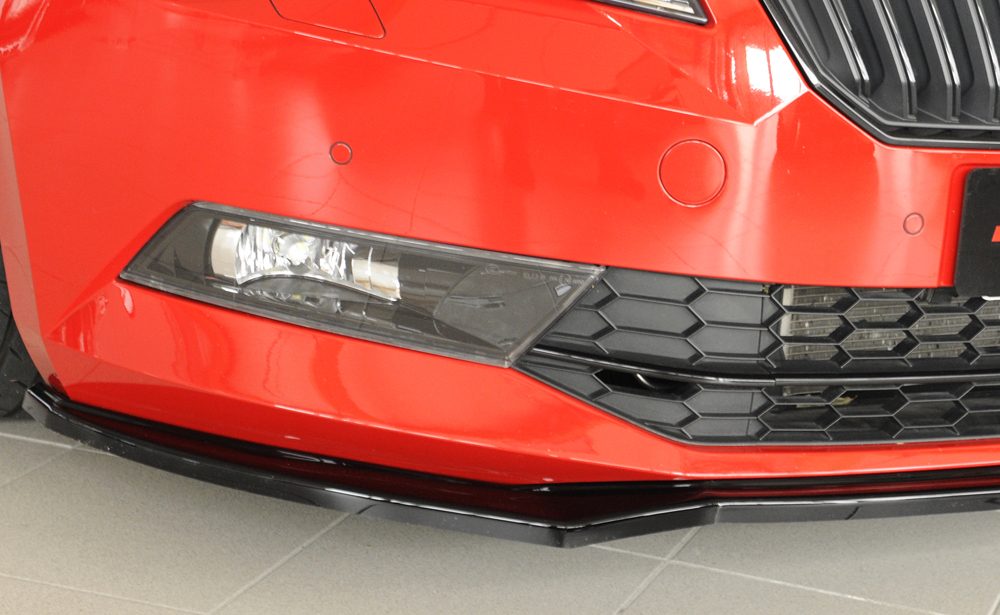 Splitter delantero Rieger para Skoda Superb 3V (antes del facelift)
