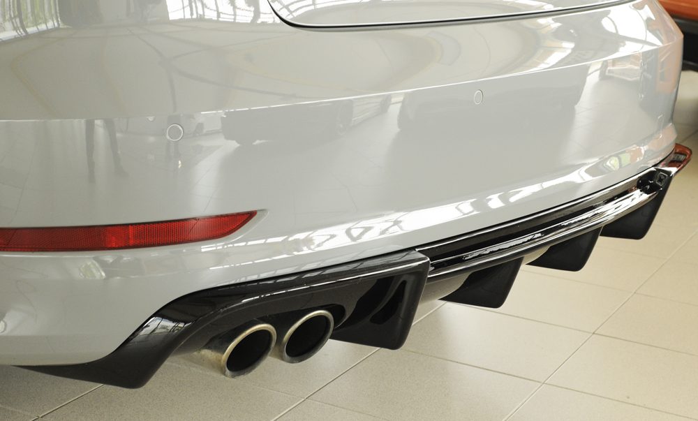 Difusor trasero Rieger para Audi A3 8V (antes del facelift) – sedán – para doble salida de escape izquierda