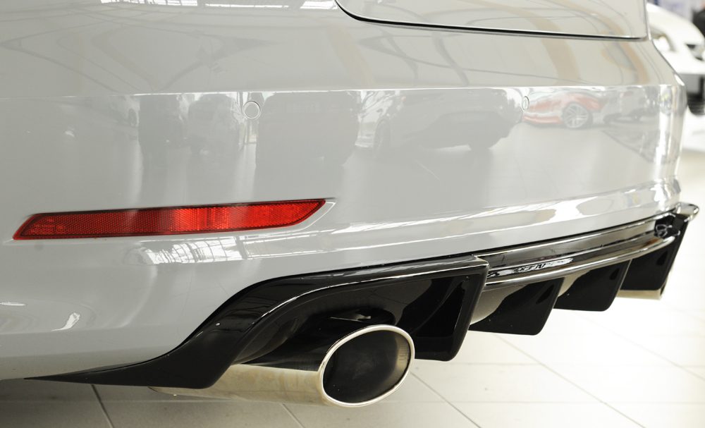 Difusor trasero Rieger para Audi A3/S3 8V (antes del facelift) – sedán