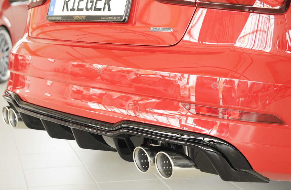 Difusor trasero Rieger para Audi A3 8V (después del facelift) – sedán – para salidas de escape deportivas izquierda y derecha