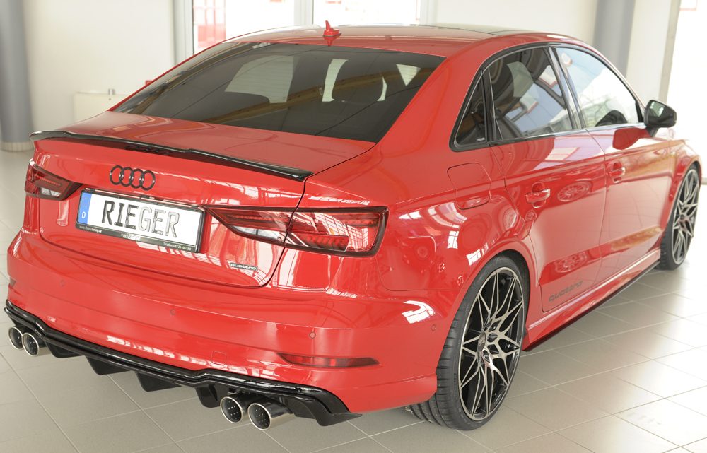 Difusor trasero Rieger para Audi A3 8V (después del facelift) – sedán – para salidas de escape deportivas izquierda y derecha