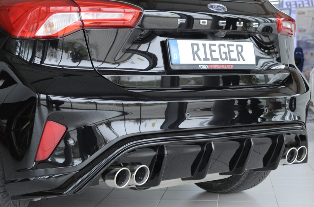 Difusor trasero Rieger para Ford Focus Mk4 – hatchback – para dobles salidas de escape izquierda y derecha