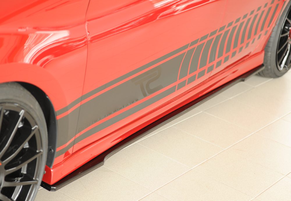 Extensión de talonera Rieger para Seat Leon KL
