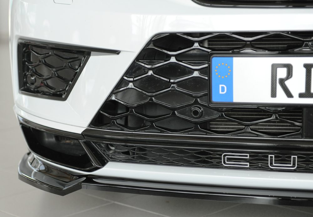 Splitter delantero Rieger para Cupra Ateca 5FP (antes del facelift)