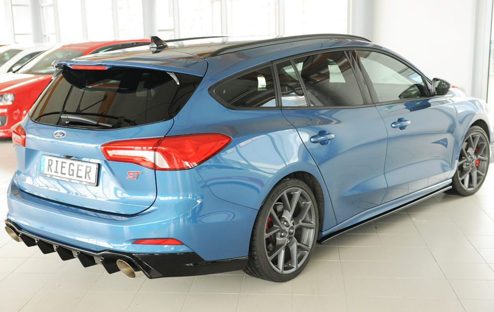 Difusor trasero Rieger para Ford Focus Mk4 – familiar – para salidas de escape deportivas izquierda y derecha, con enganche