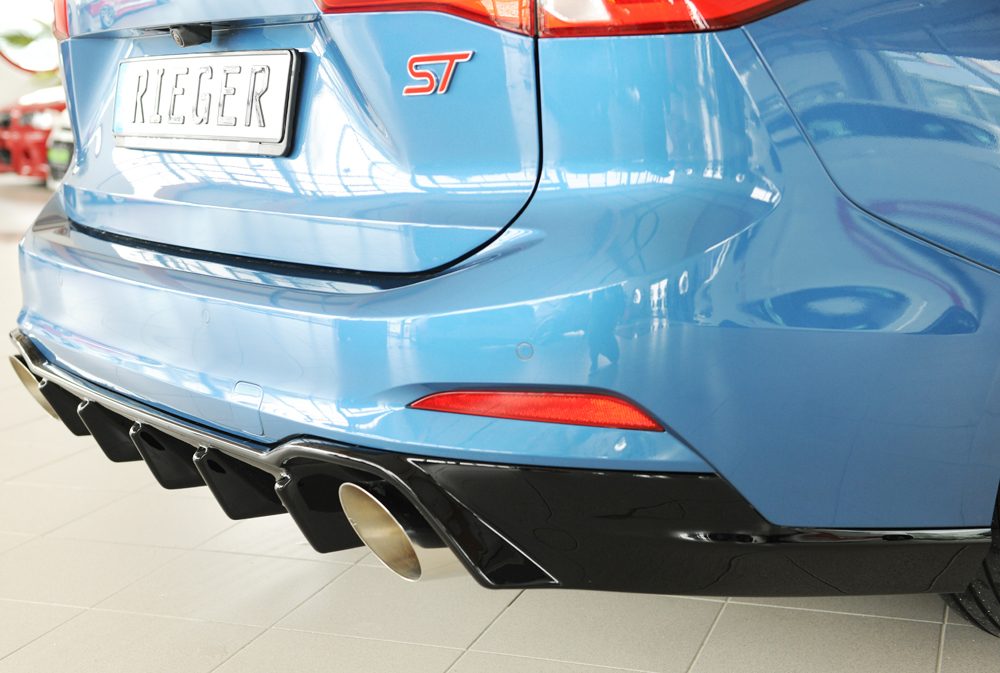 Difusor trasero Rieger para Ford Focus Mk4 – familiar – para salidas de escape deportivas izquierda y derecha, con enganche