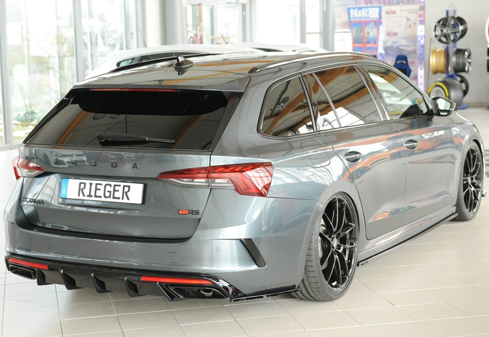 Splitter lateral trasero Rieger para Skoda Octavia RS NX