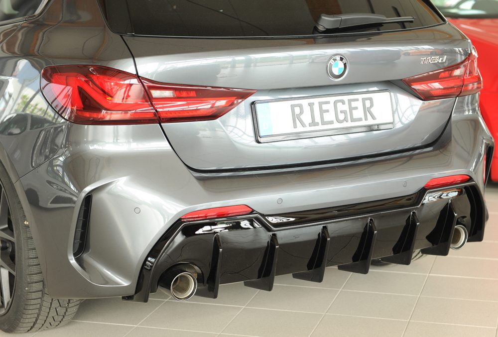 Difusor trasero Rieger para BMW Serie 1 F40