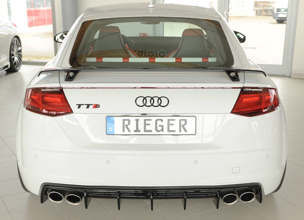 Difusor trasero Rieger para Audi TTS/TT FV