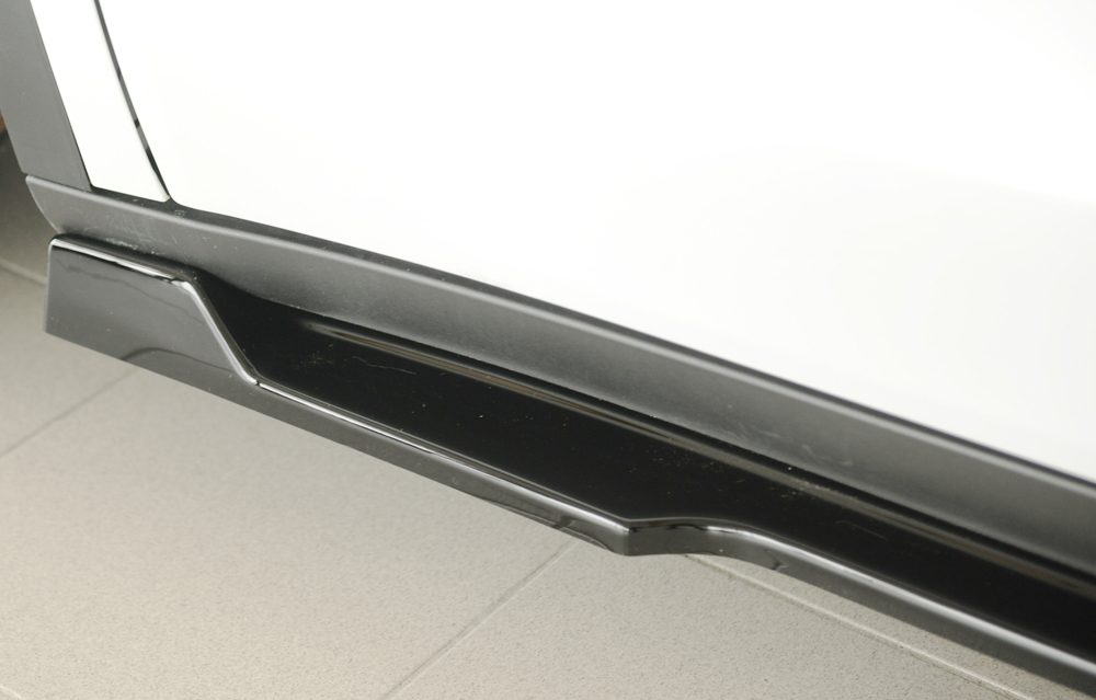Extensión de talonera Rieger para Tesla Model Y (antes del facelift)