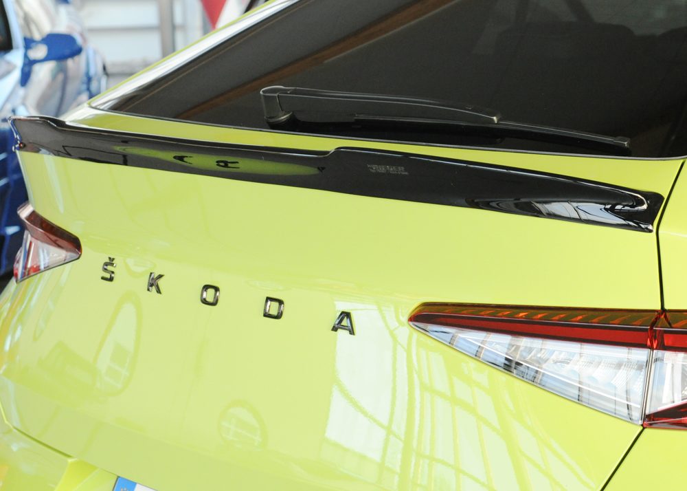 Alerón de portón Rieger para Skoda Enyaq NY