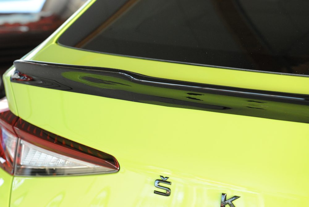 Alerón de portón Rieger para Skoda Enyaq NY