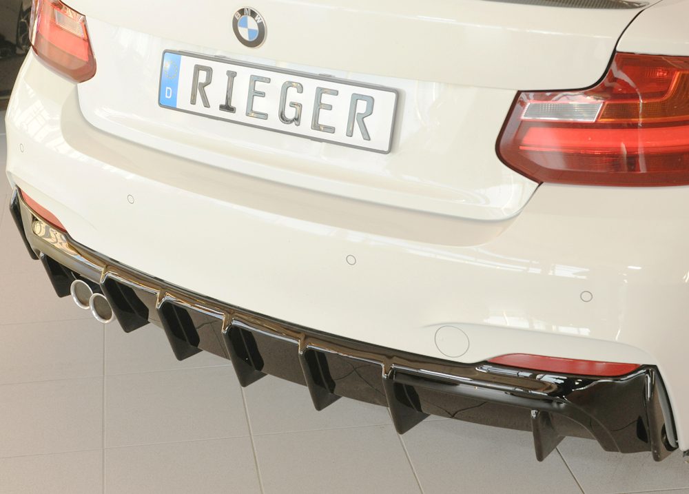 Difusor trasero Rieger para BMW Serie 2 F22/F23 – para doble salida de escape izquierda