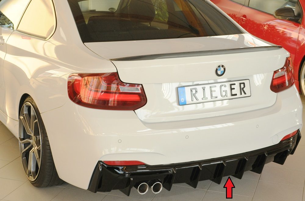 Difusor trasero Rieger para BMW Serie 2 F22/F23 – para doble salida de escape izquierda