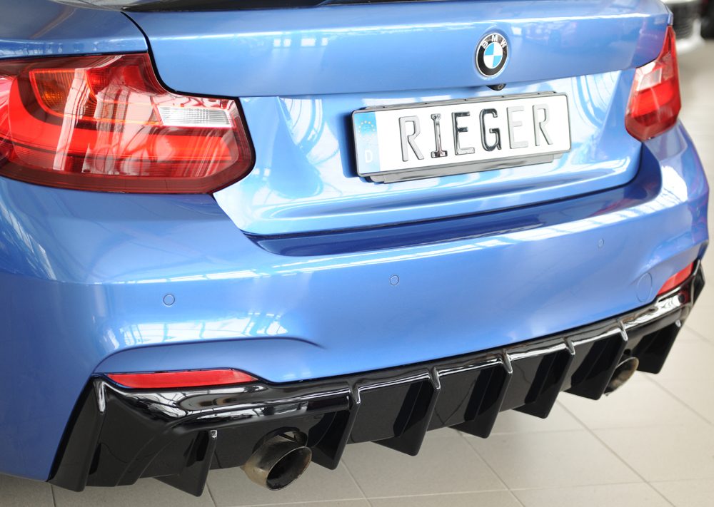 Difusor trasero Rieger para BMW Serie 2 F22/F23 – para las salidas de escape originales izquierda y derecha (M235i/M240i)