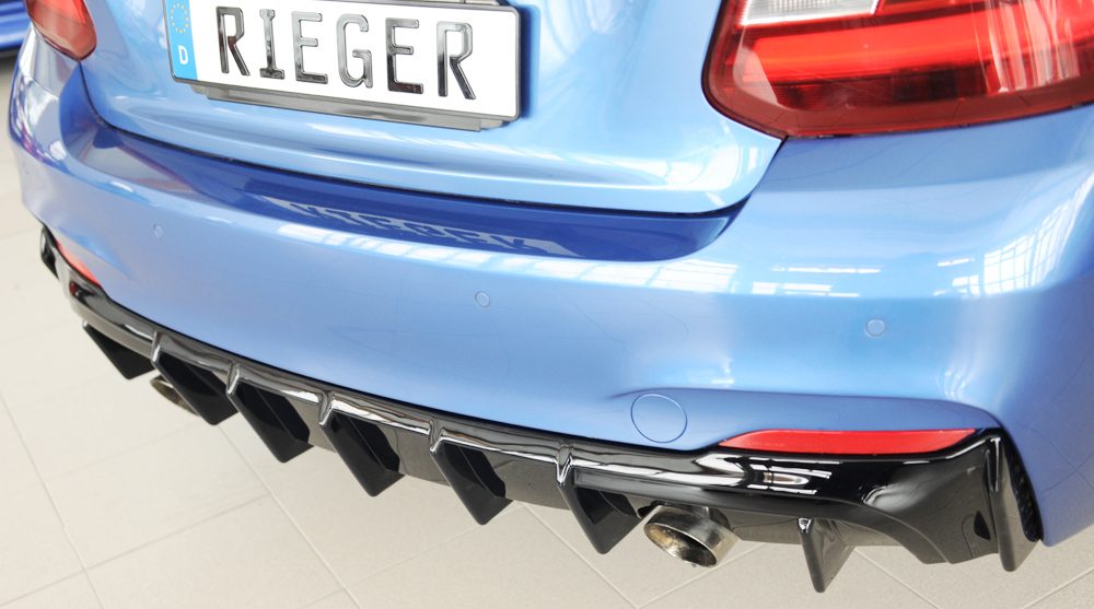 Difusor trasero Rieger para BMW Serie 2 F22/F23 – para las salidas de escape originales izquierda y derecha (M235i/M240i)