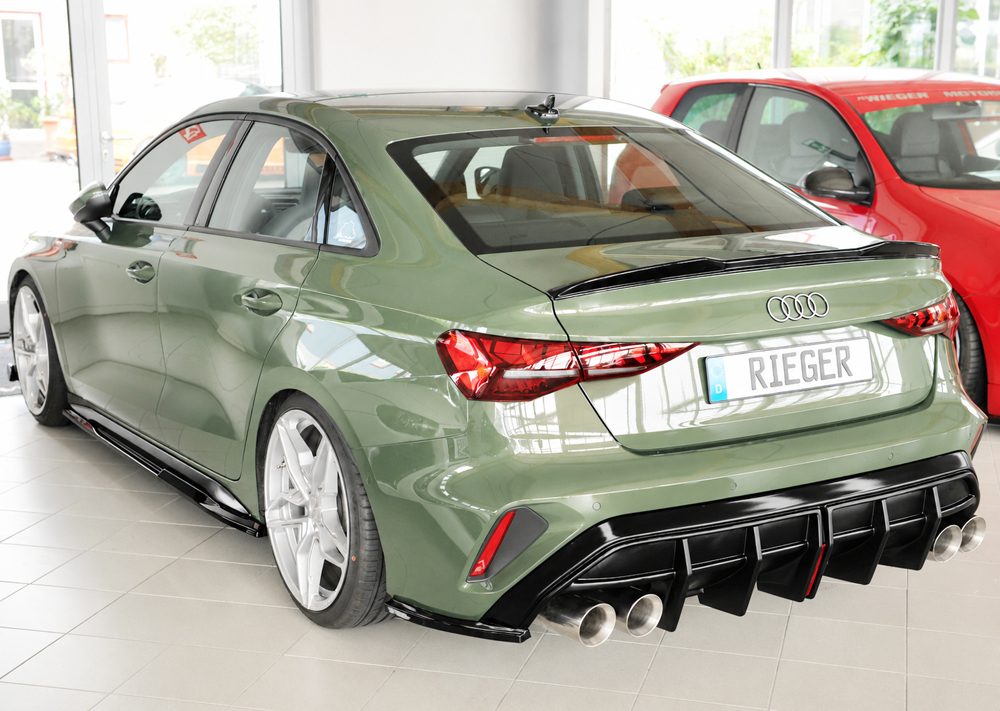 Splitter lateral trasero Rieger para Audi A3/S3 8Y (después del facelift) – sedán