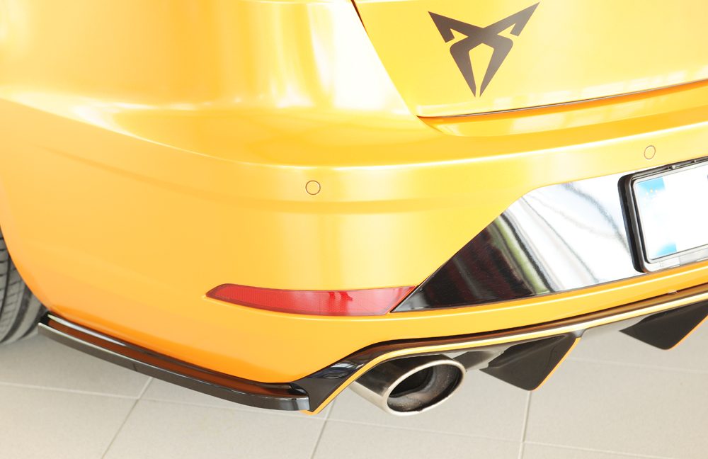 Splitter lateral trasero Rieger para Seat Leon FR/Cupra 5F (después del facelift)