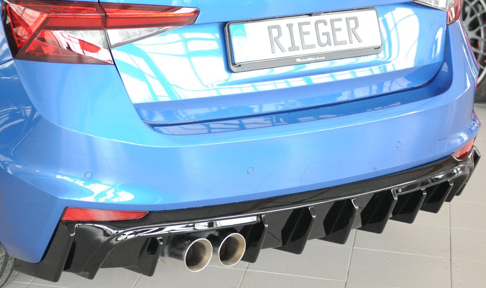 Difusor trasero Rieger para Skoda Fabia PJ – con hueco para escape deportivo a la
