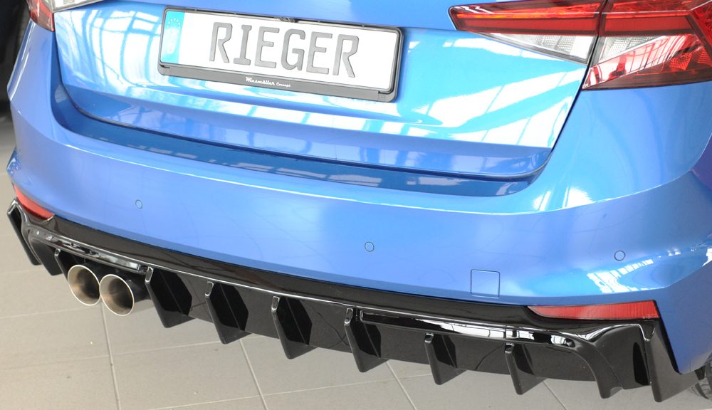 Difusor trasero Rieger para Skoda Fabia PJ – con hueco para escape deportivo a la
