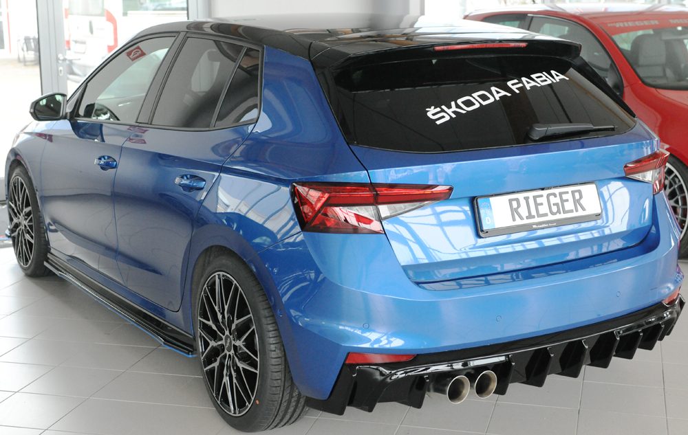 Difusor trasero Rieger para Skoda Fabia PJ – con hueco para escape deportivo a la