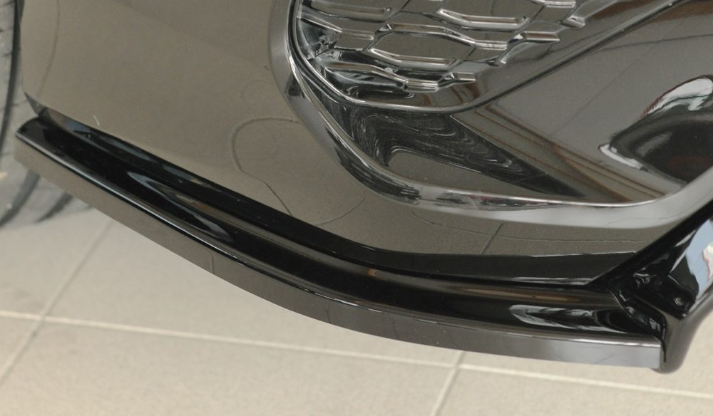 Splitter lateral trasero Rieger para Audi RS3 8Y (antes del facelift) – sedán
