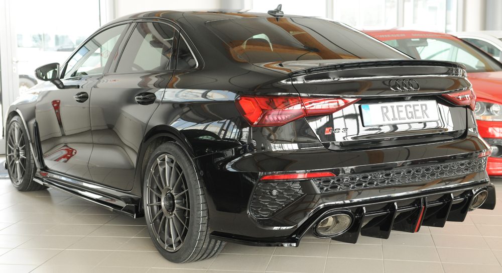 Splitter lateral trasero Rieger para Audi RS3 8Y (antes del facelift) – sedán