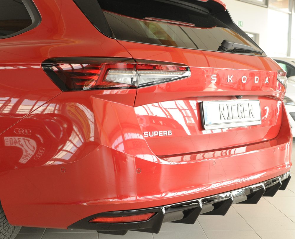 Difusor trasero Rieger para Skoda Superb 3Y – (para coches sin enganche y una salida de escape a la)