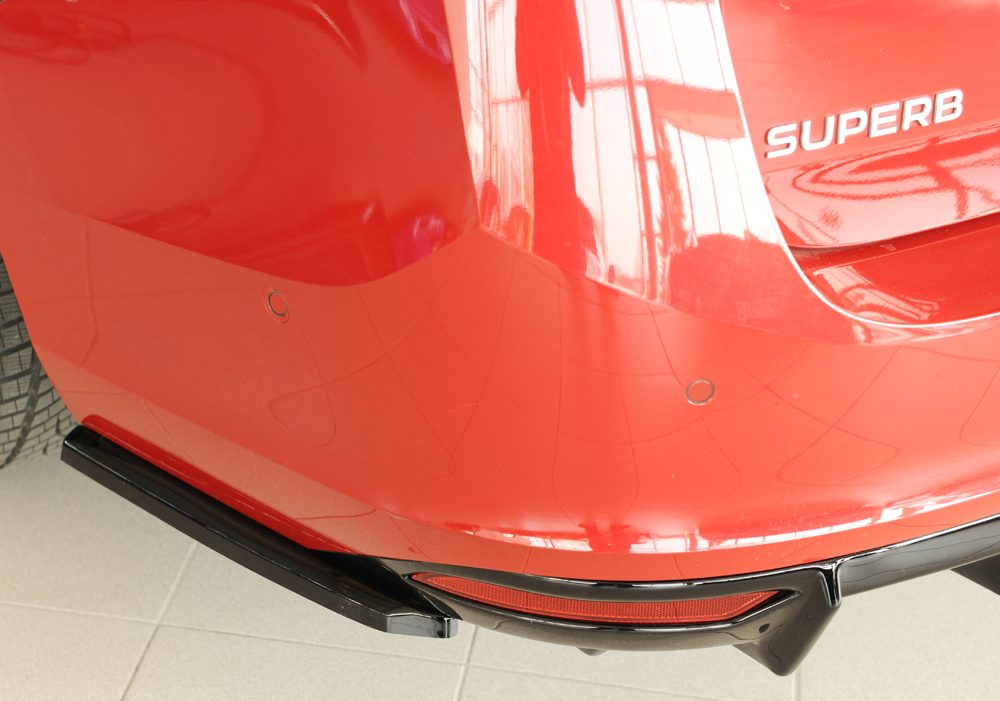 Splitter lateral trasero Rieger para Skoda Superb 3Y