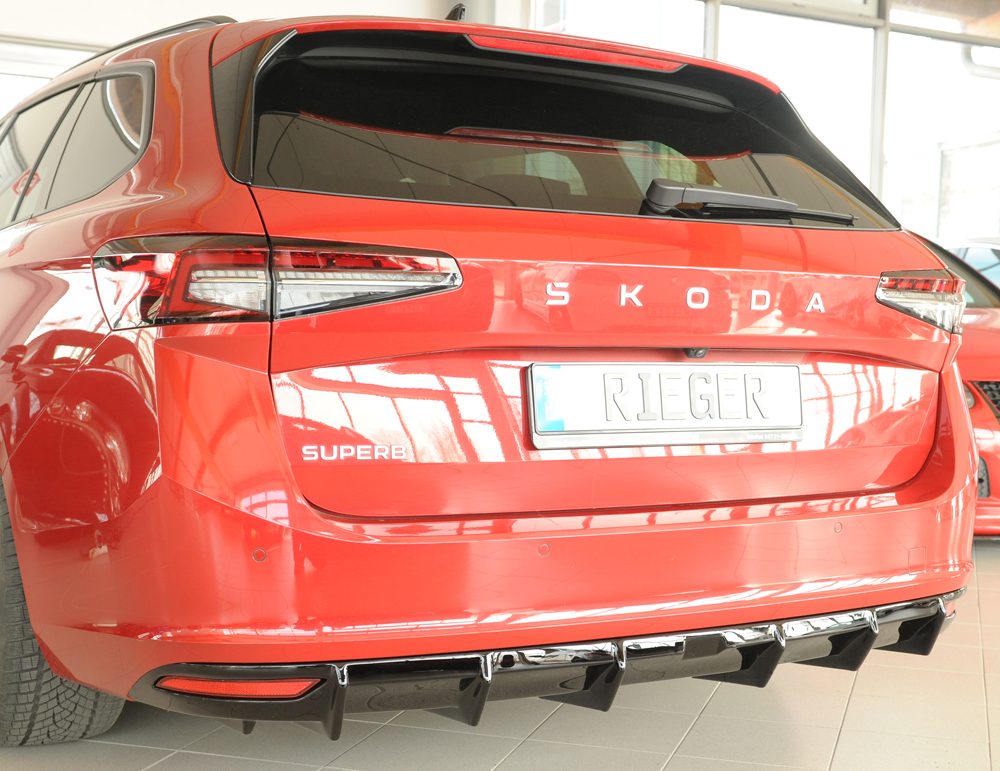 Difusor trasero Rieger para Skoda Superb 3Y – para coches sin enganche, con una salida de escape a cada lado