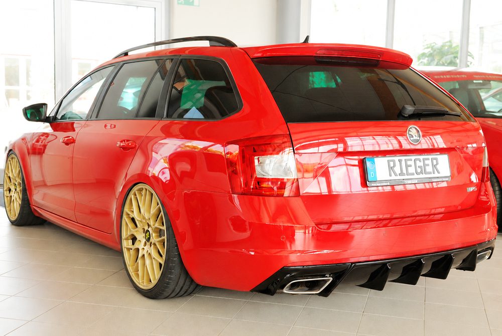 Difusor trasero Rieger para Skoda Octavia RS 5E – V2 – para coches sin enganche