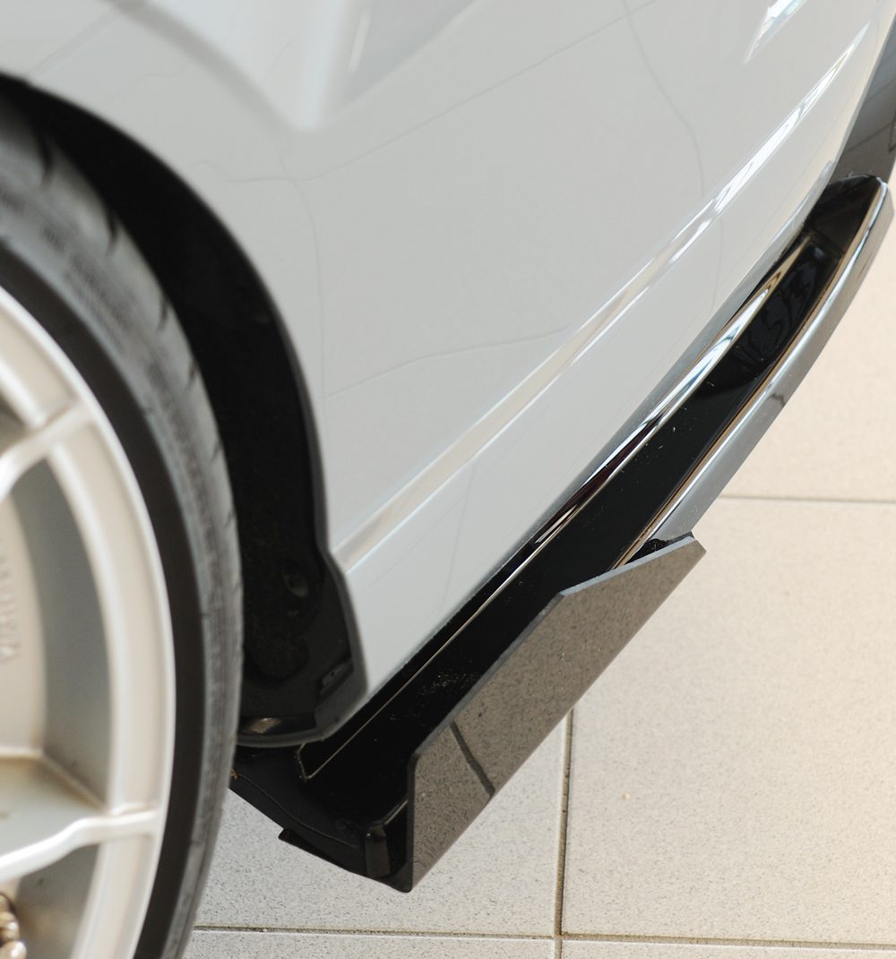 Flaps laterales delanteros Rieger para Audi RS3 8V (después del facelift)
