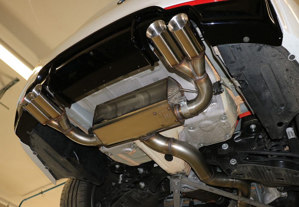Silencioso de escape Rieger para BMW Serie 4 F32/F33/F36 (antes del facelift) – 4 × 80 mm redondas, corte a 15° (tipo 25), con absorbedor tipo B