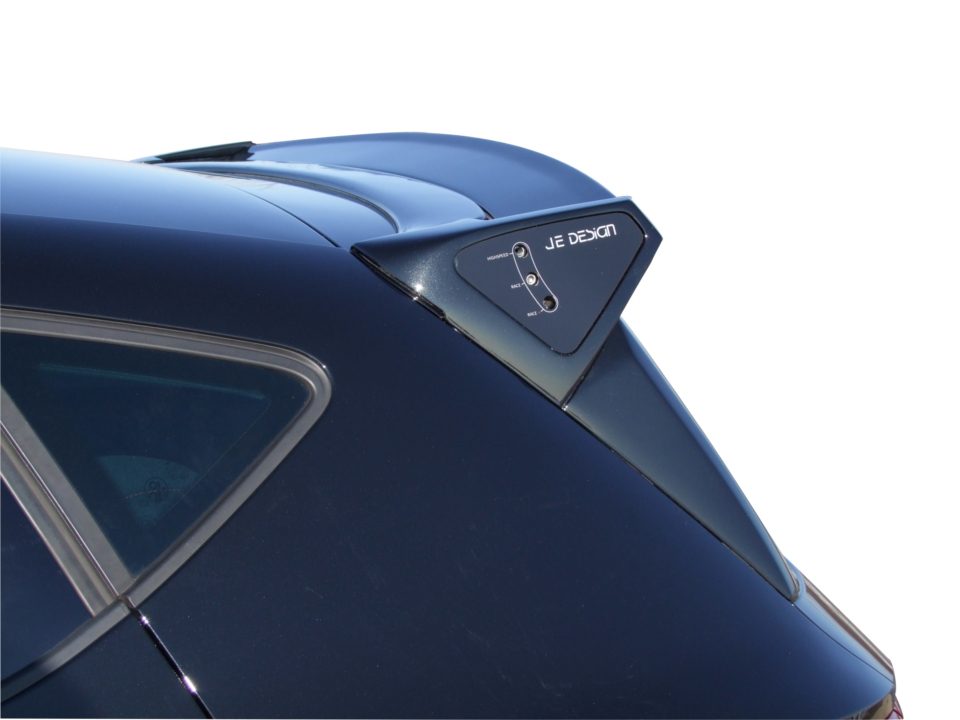 Alerón trasero JE DESIGN regulable en 3 posiciones Seat Leon 5F (desde 11/2012), solo 5 puertas