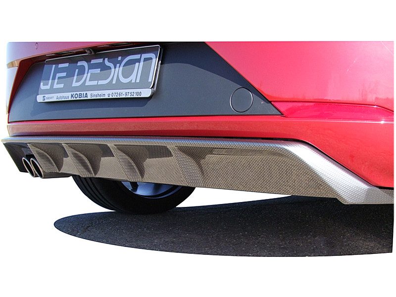 Faldón trasero JE DESIGN efecto carbono Seat Leon 5F FR ST (desde 01/2017)
