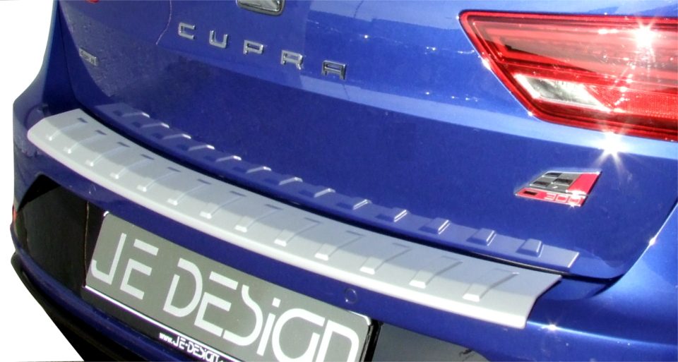 Protector del borde de carga JE DESIGN plata mate Seat Leon 5F ST (adhesivo)